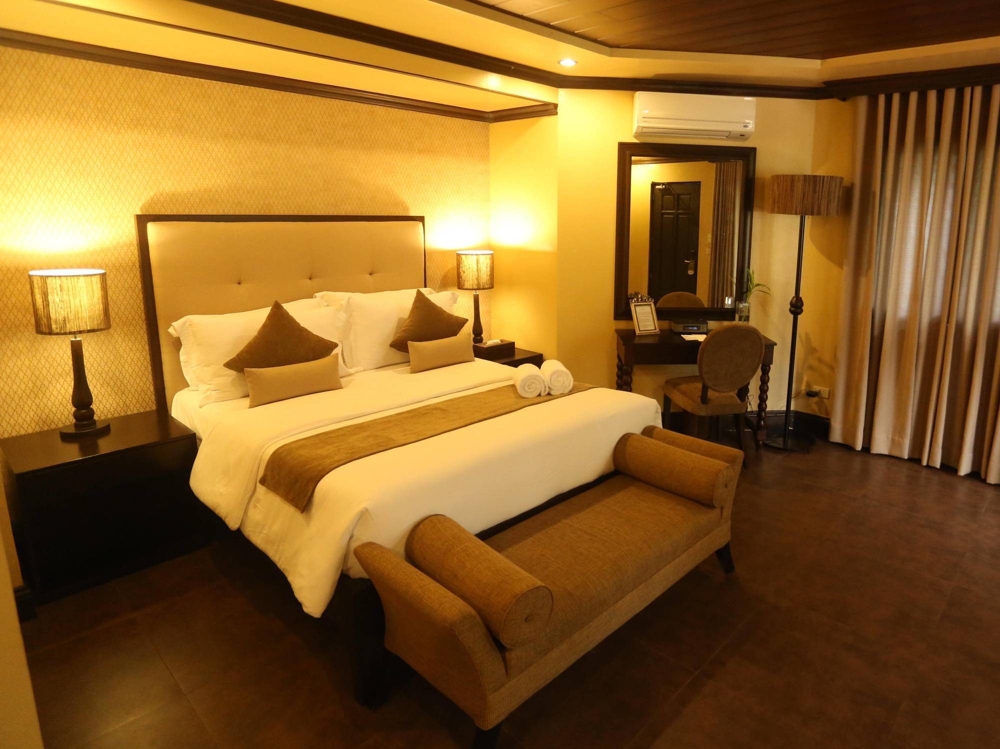 Hotel Hillcreek Gardens Tagaytay Luksuhin Exteriér fotografie